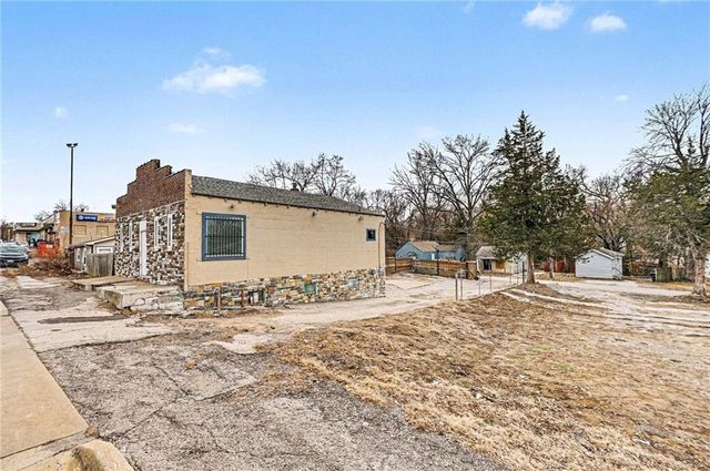 11303 E Truman Road, Independence, MO 64050