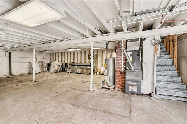 11303 E Truman Road, Independence, MO 64050