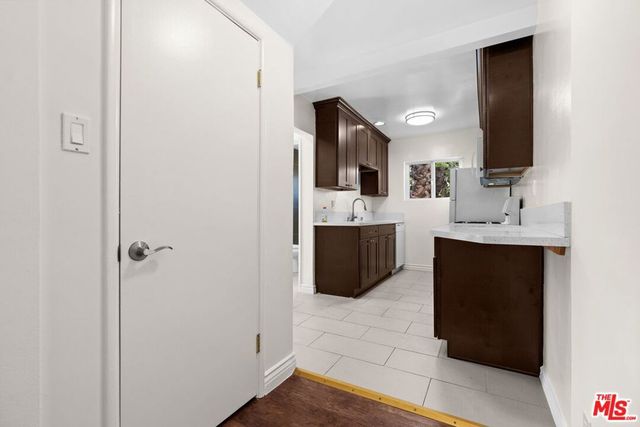 1000 N Orange Grove Avenue 2, West Hollywood, CA 90046