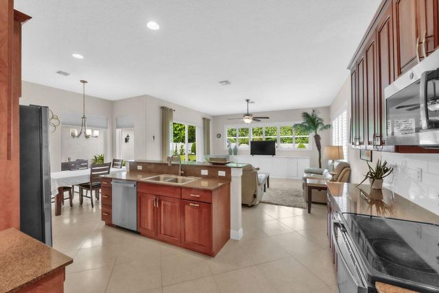 10715 Cambay Circle, Boynton Beach, FL 33437