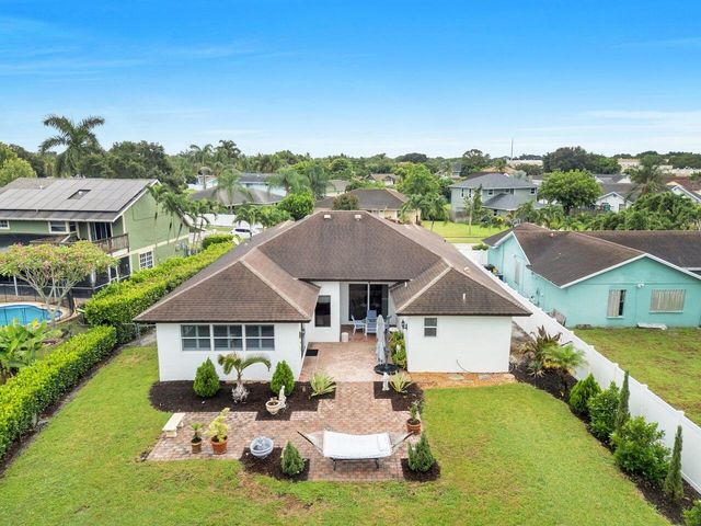 10715 Cambay Circle, Boynton Beach, FL 33437