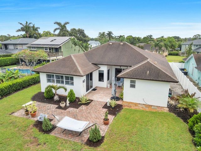 10715 Cambay Circle, Boynton Beach, FL 33437