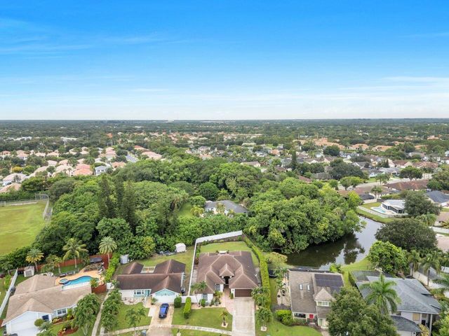 10715 Cambay Circle, Boynton Beach, FL 33437