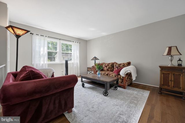 13026 KINGSWELL DR, Woodbridge, VA 22193