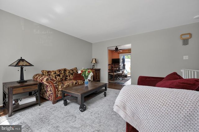 13026 KINGSWELL DR, Woodbridge, VA 22193