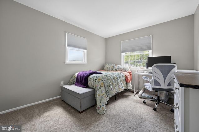 13026 KINGSWELL DR, Woodbridge, VA 22193