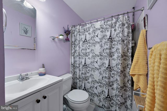 13026 KINGSWELL DR, Woodbridge, VA 22193