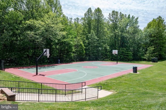13026 KINGSWELL DR, Woodbridge, VA 22193