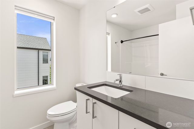 32675 Madrona Avenue SE, Black Diamond, WA 98010