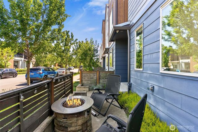 32675 Madrona Avenue SE, Black Diamond, WA 98010
