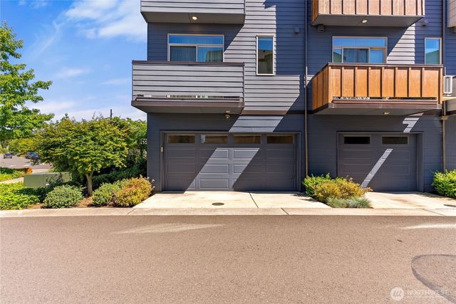 32675 Madrona Avenue SE, Black Diamond, WA 98010