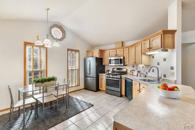 99 N Eagle Dr, Canon City, CO 81212