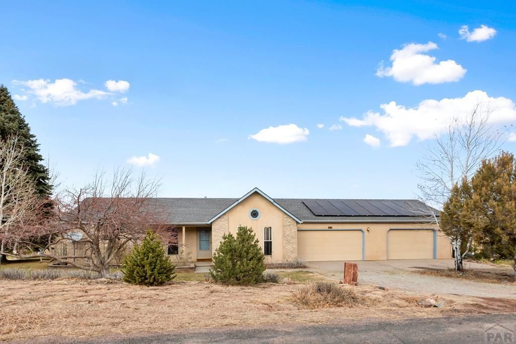 99 N Eagle Dr, Canon City, CO 81212