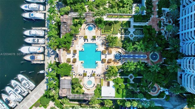 2000 Island Blvd 308, Aventura, FL 33160
