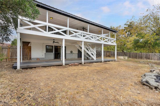 21205 National DR, Lago Vista, TX 78645