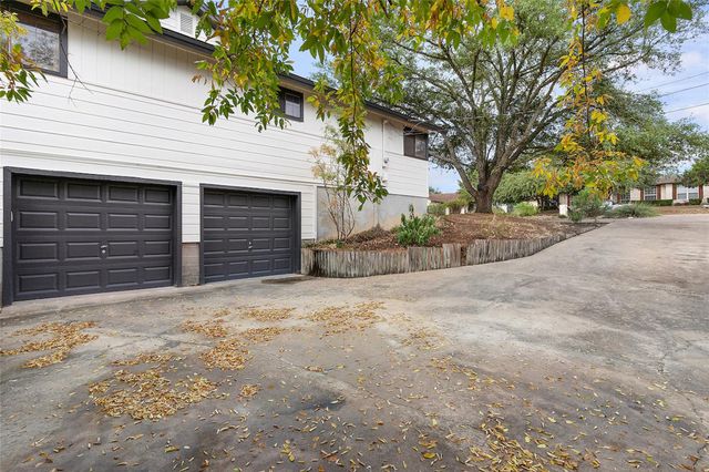 21205 National DR, Lago Vista, TX 78645