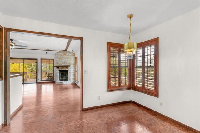 21205 National DR, Lago Vista, TX 78645