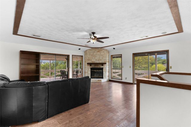 21205 National DR, Lago Vista, TX 78645