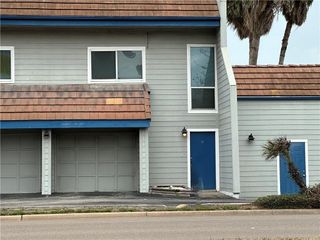 3402 Ocean Dr 8, Corpus Christi, TX 78411