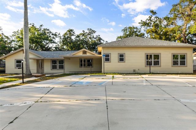 2726 6TH AVENUE W, Bradenton, FL 34205