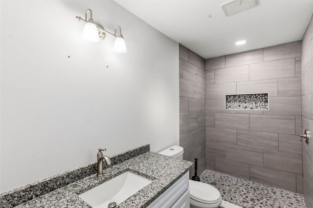 2726 6TH AVENUE W, Bradenton, FL 34205