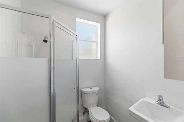 2726 6TH AVENUE W, Bradenton, FL 34205