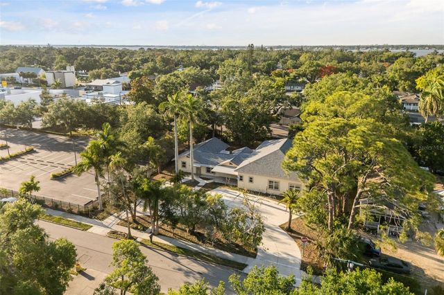 2726 6TH AVENUE W, Bradenton, FL 34205