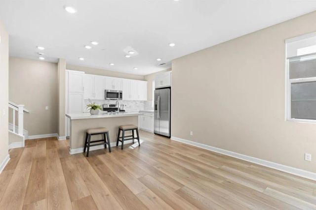 1227 Sunrise Vw. 105, San Marcos, CA 92078