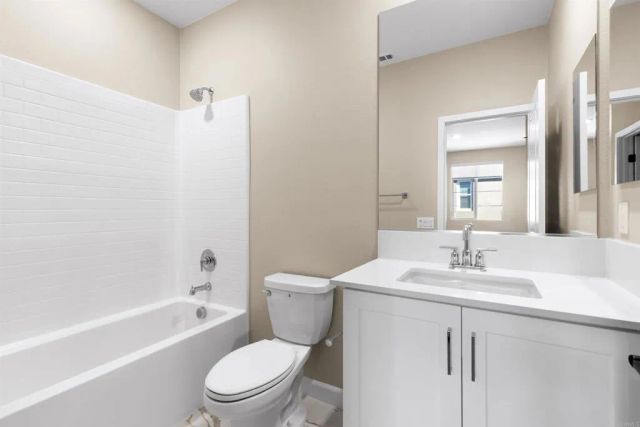 1227 Sunrise Vw. 105, San Marcos, CA 92078