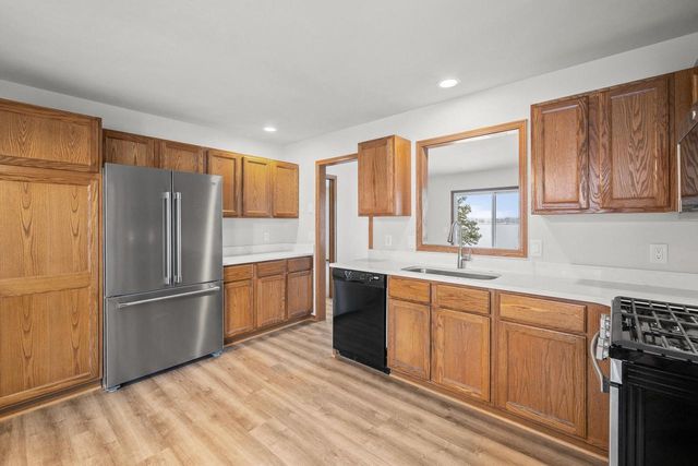 539 Autumn DRIVE, Walworth, WI 53184