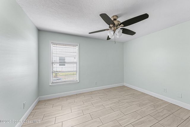 313 Harvey Avenue NE, Palm Bay, FL 32907