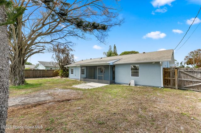 313 Harvey Avenue NE, Palm Bay, FL 32907