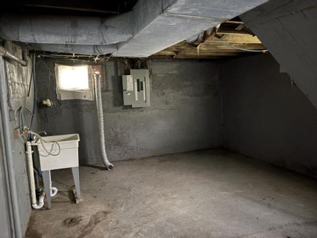 2232 Salem Avenue, Dayton, OH 45406