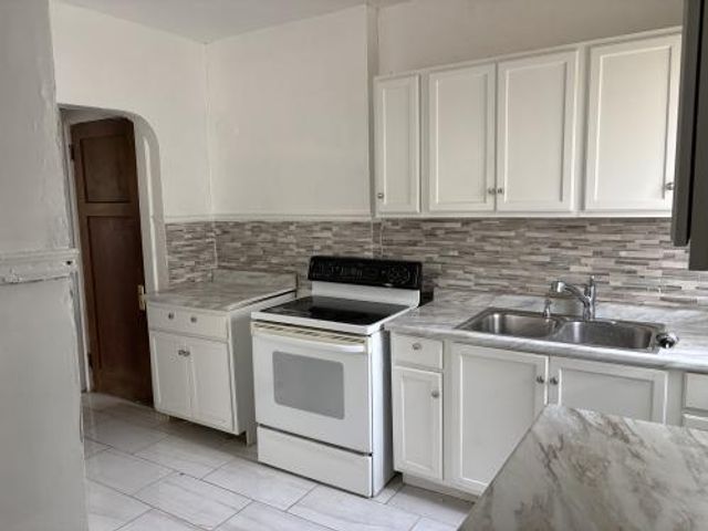 2232 Salem Avenue, Dayton, OH 45406
