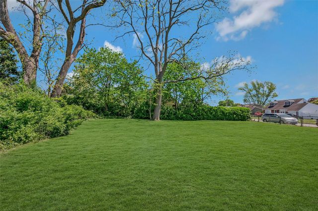 795 Deer Park Avenue, North Babylon, NY 11703