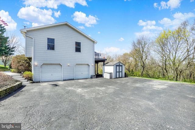 116 WEST CT, Glen Rock, PA 17327