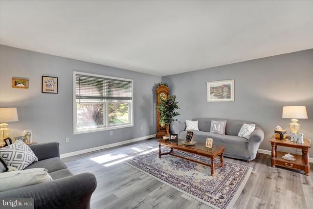 116 WEST CT, Glen Rock, PA 17327