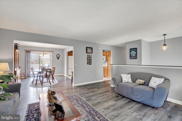 116 WEST CT, Glen Rock, PA 17327