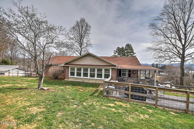 113 Fox Hall Circle, Bristol, TN 37620