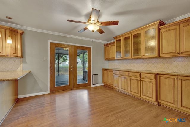 311 Weiss Road, New Braunfels, TX 78130
