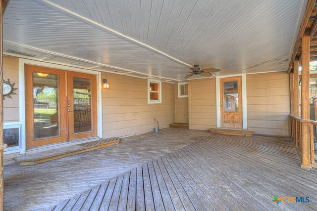 311 Weiss Road, New Braunfels, TX 78130