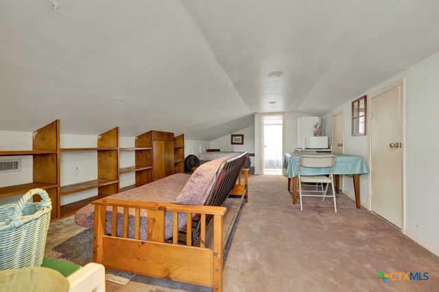 311 Weiss Road, New Braunfels, TX 78130