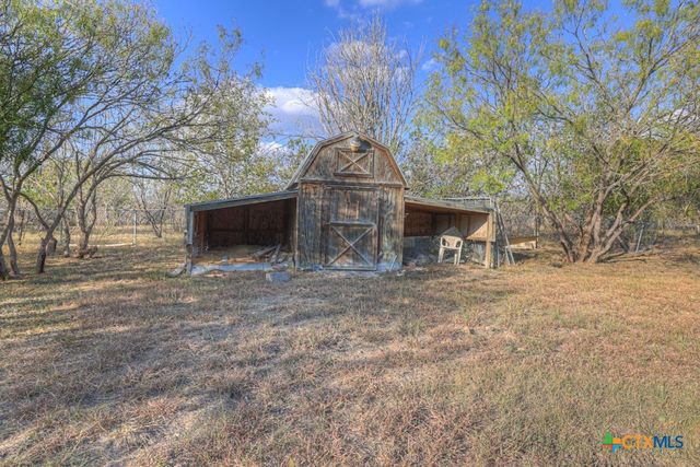 311 Weiss Road, New Braunfels, TX 78130
