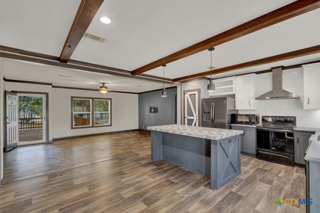 311 Weiss Road, New Braunfels, TX 78130