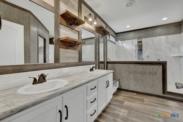 311 Weiss Road, New Braunfels, TX 78130