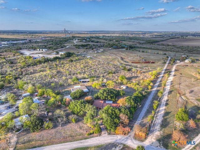 311 Weiss Road, New Braunfels, TX 78130