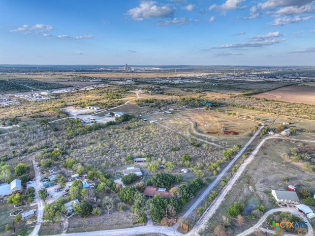 311 Weiss Road, New Braunfels, TX 78130