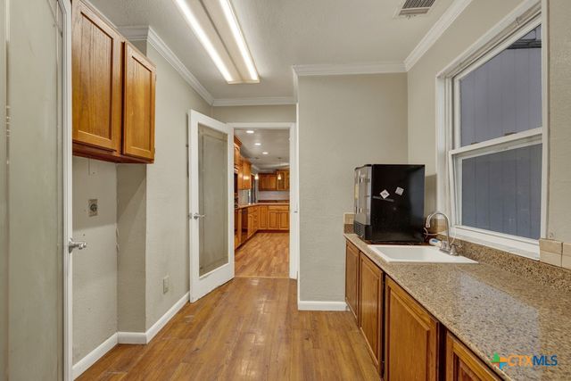 311 Weiss Road, New Braunfels, TX 78130