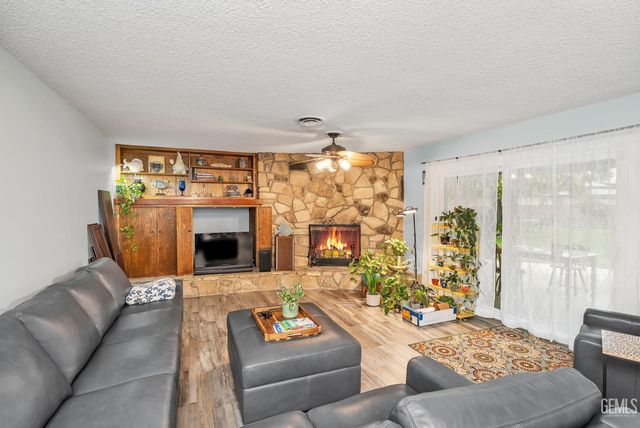 3708 Harmony Drive, Bakersfield, CA 93306