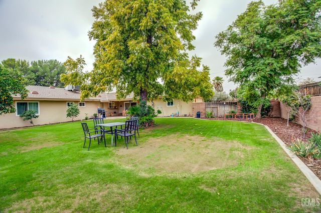 3708 Harmony Drive, Bakersfield, CA 93306